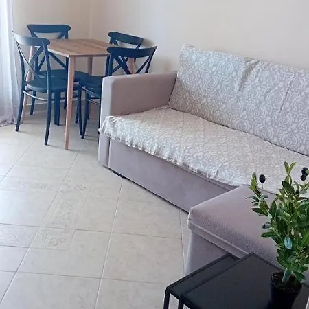 Elia Apartment