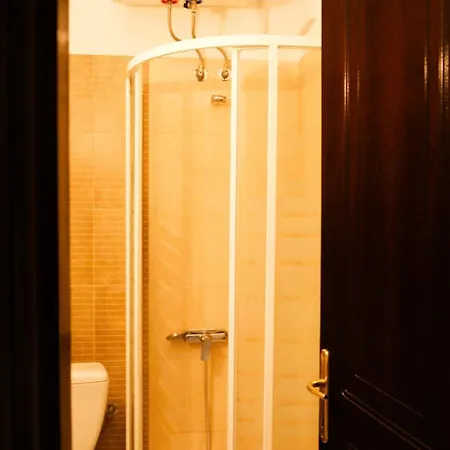 Elia Apartment